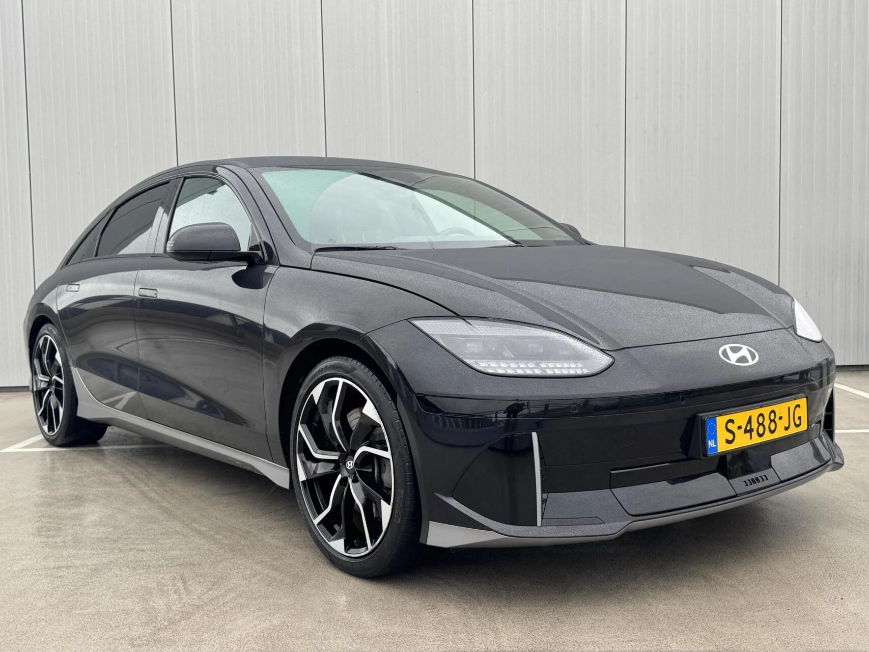 Hoofdafbeelding Hyundai IONIQ 6