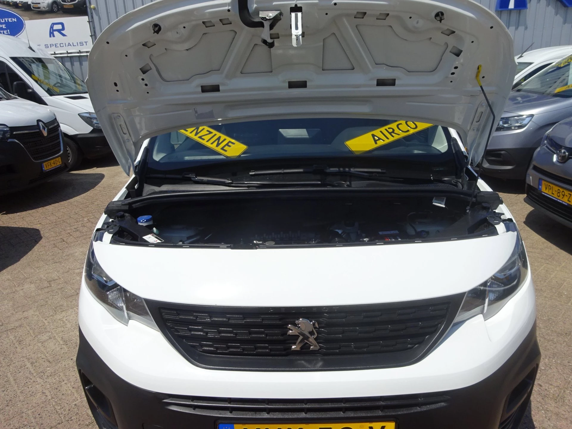 Hoofdafbeelding Peugeot Partner