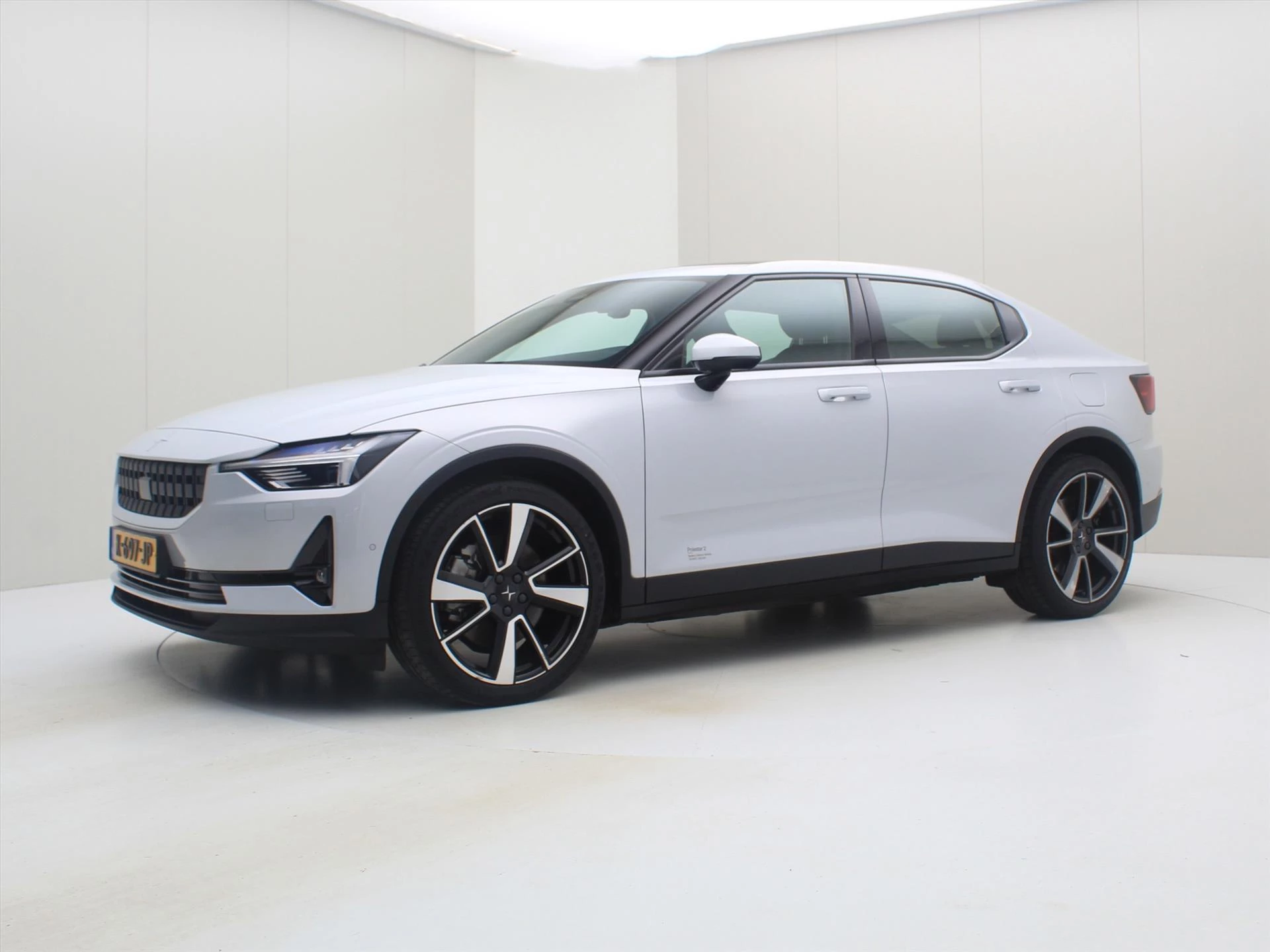 Hoofdafbeelding Polestar 2