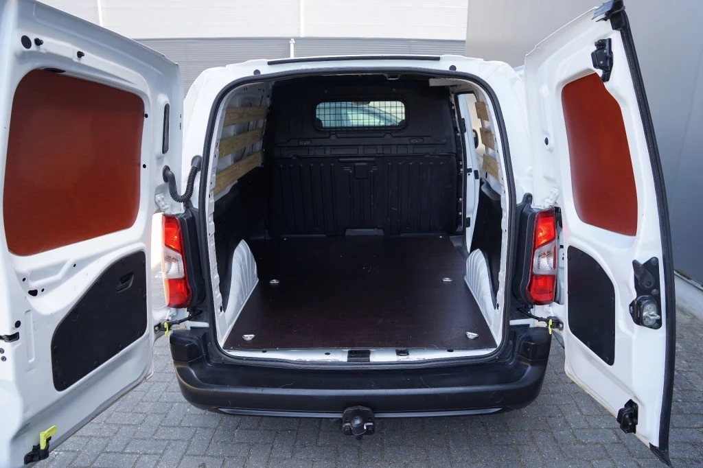 Hoofdafbeelding Peugeot Partner