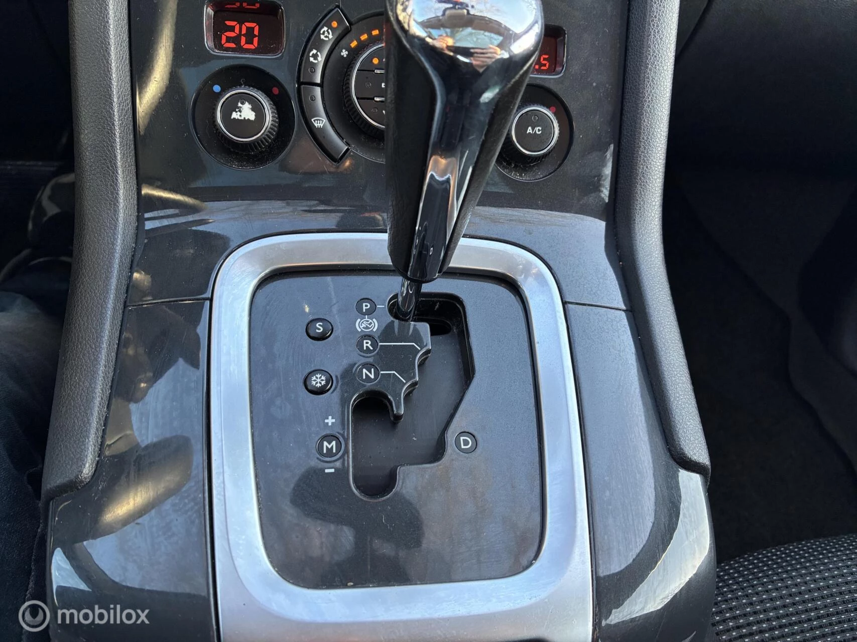 Hoofdafbeelding Peugeot 5008