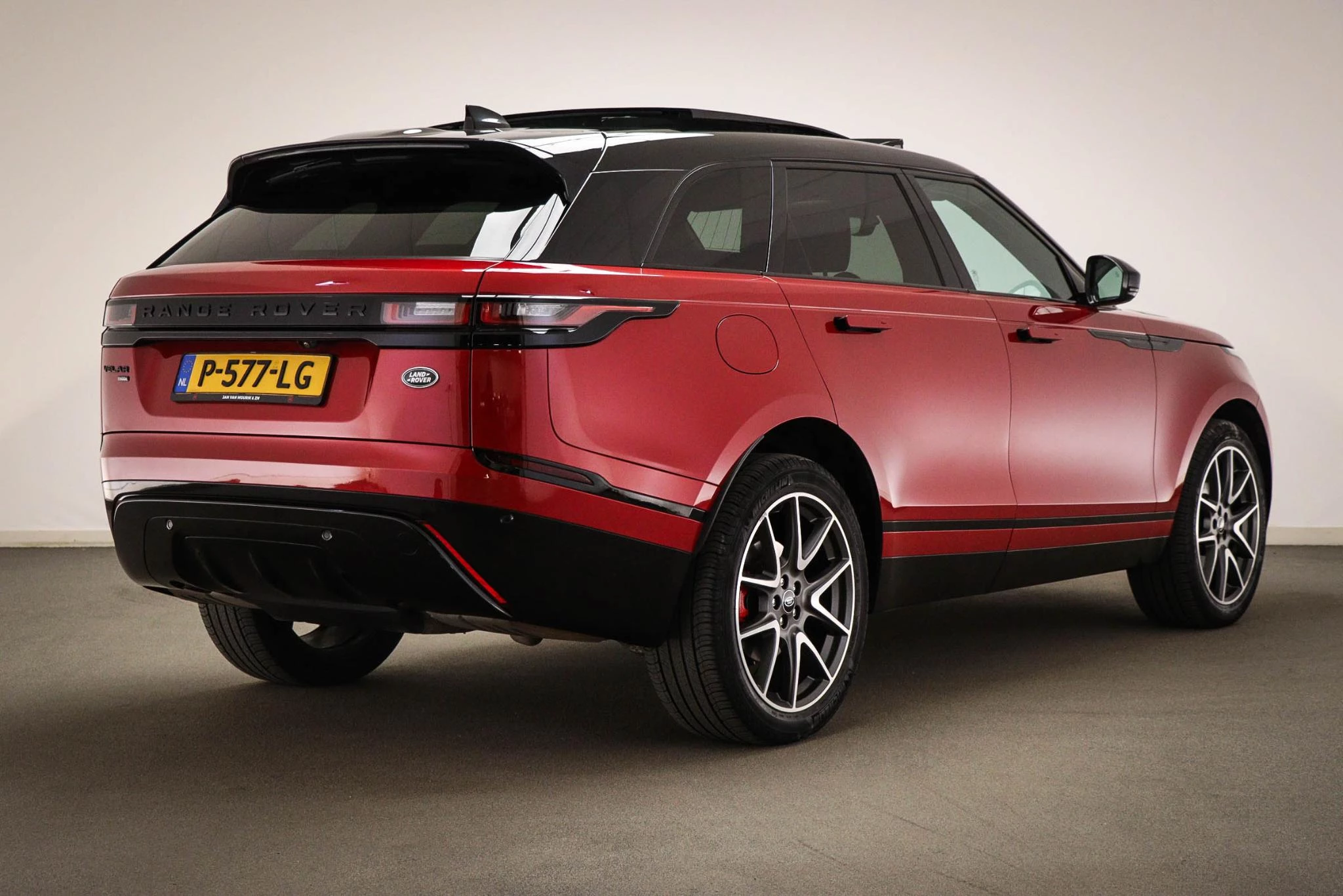 Hoofdafbeelding Land Rover Range Rover Velar