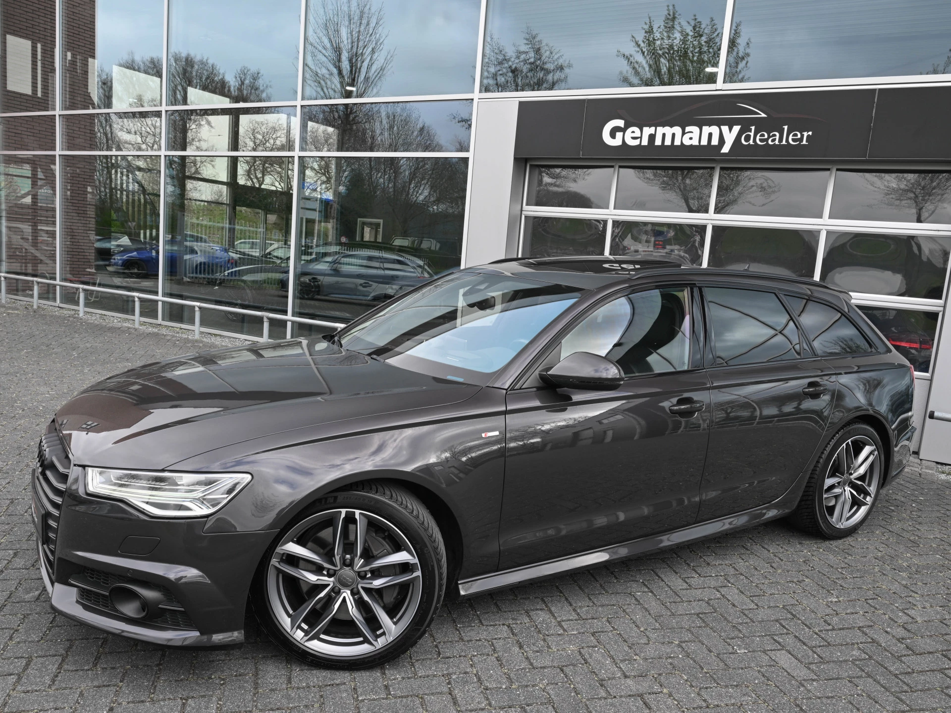 Hoofdafbeelding Audi A6