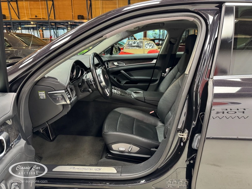 Hoofdafbeelding Porsche Panamera