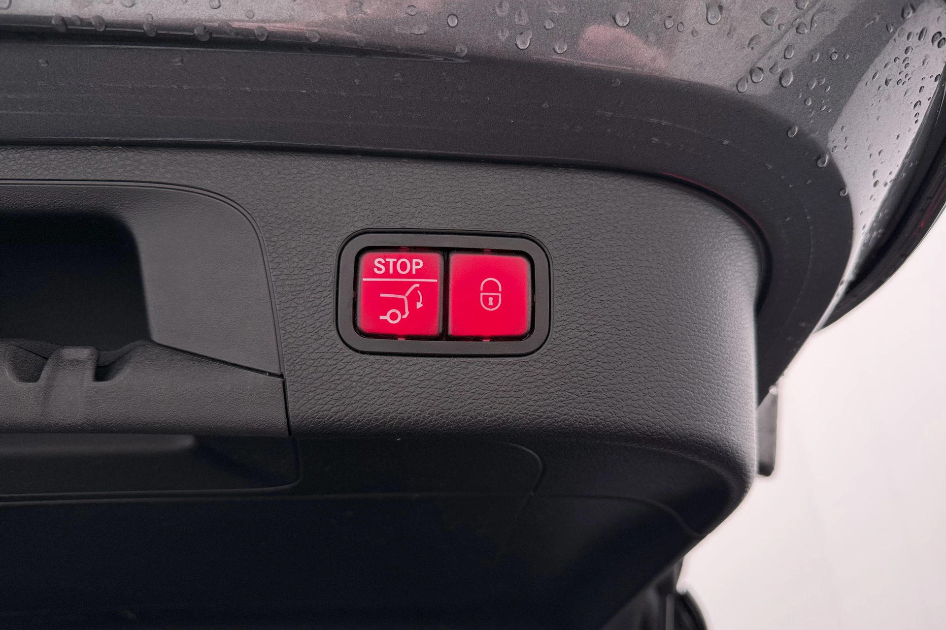 Hoofdafbeelding Mercedes-Benz EQC