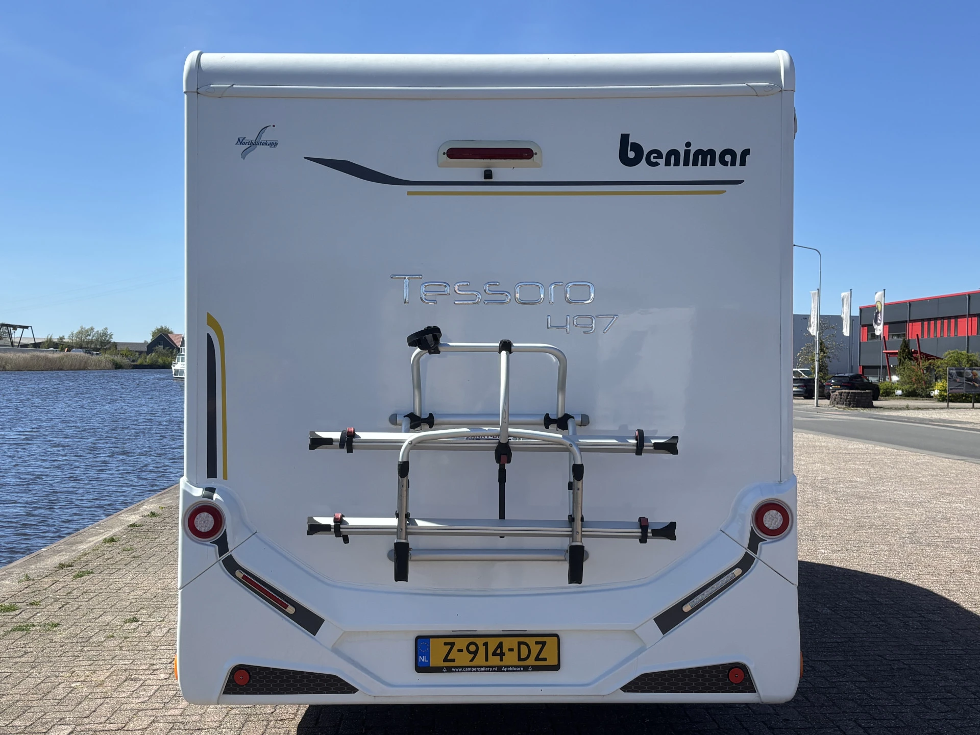 Hoofdafbeelding Benimar TESSORO 497 Automaat / Queensbed / Elektrische Hefbed / Leer / Constructsloten