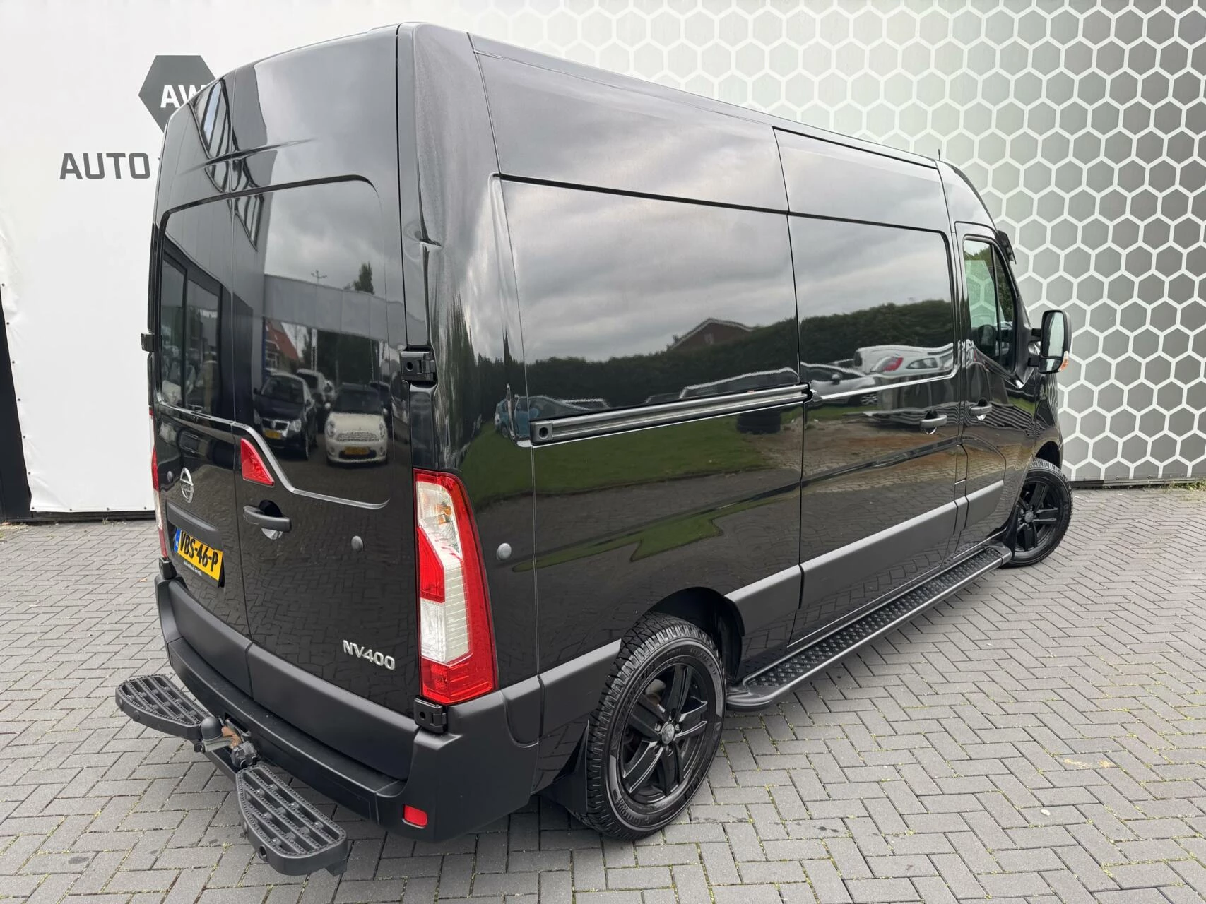 Hoofdafbeelding Nissan NV400