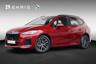 BMW 2-serie Active Tourer 225e xDrive M Sportpakket | Stuurwielrand verwarmd | Comfort Access | panoramadak | Stoelverwarming | Driving Assistant Plus