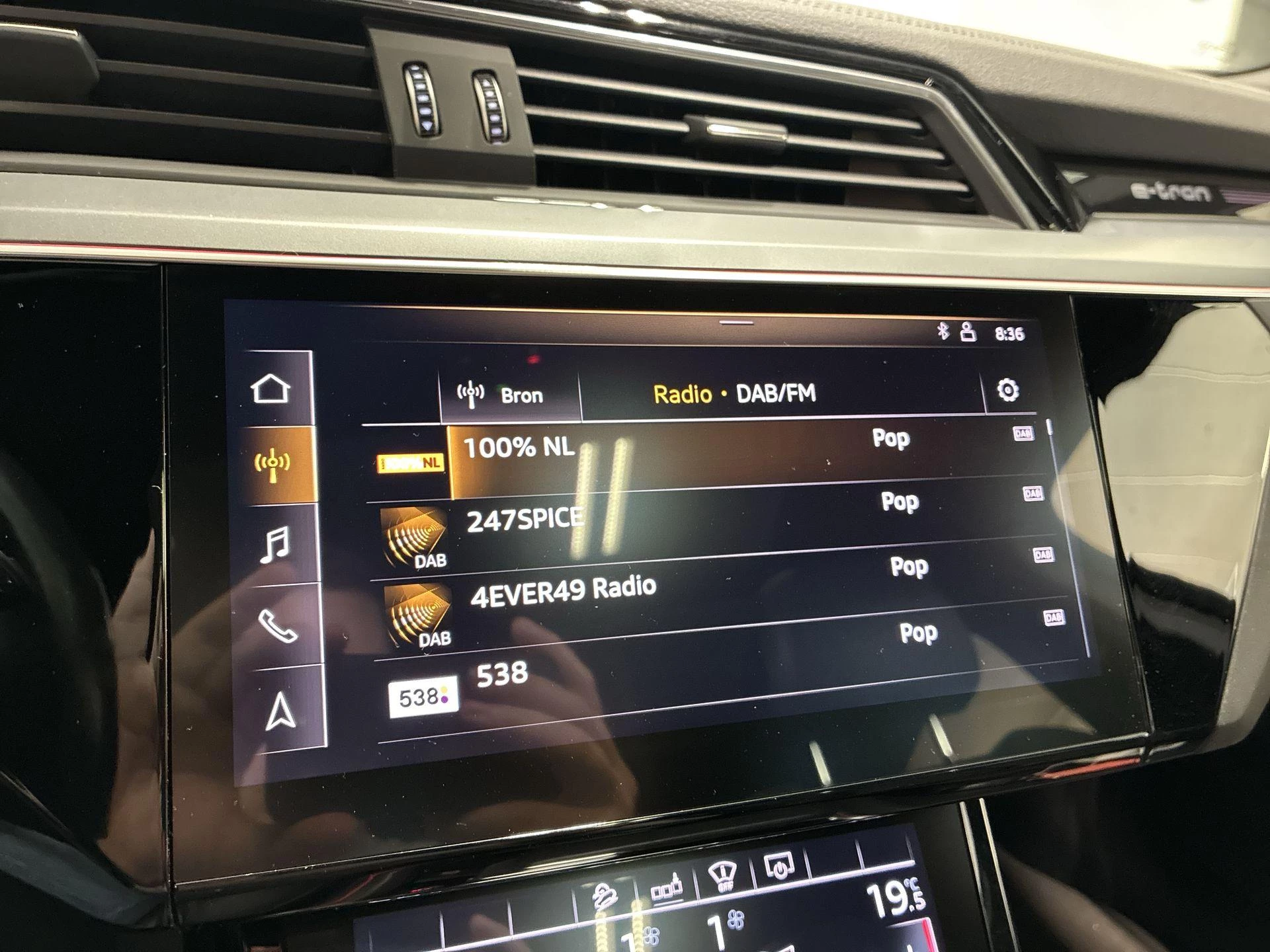 Hoofdafbeelding Audi e-tron