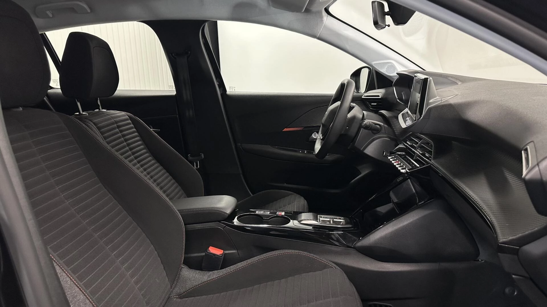 Hoofdafbeelding Peugeot e-208