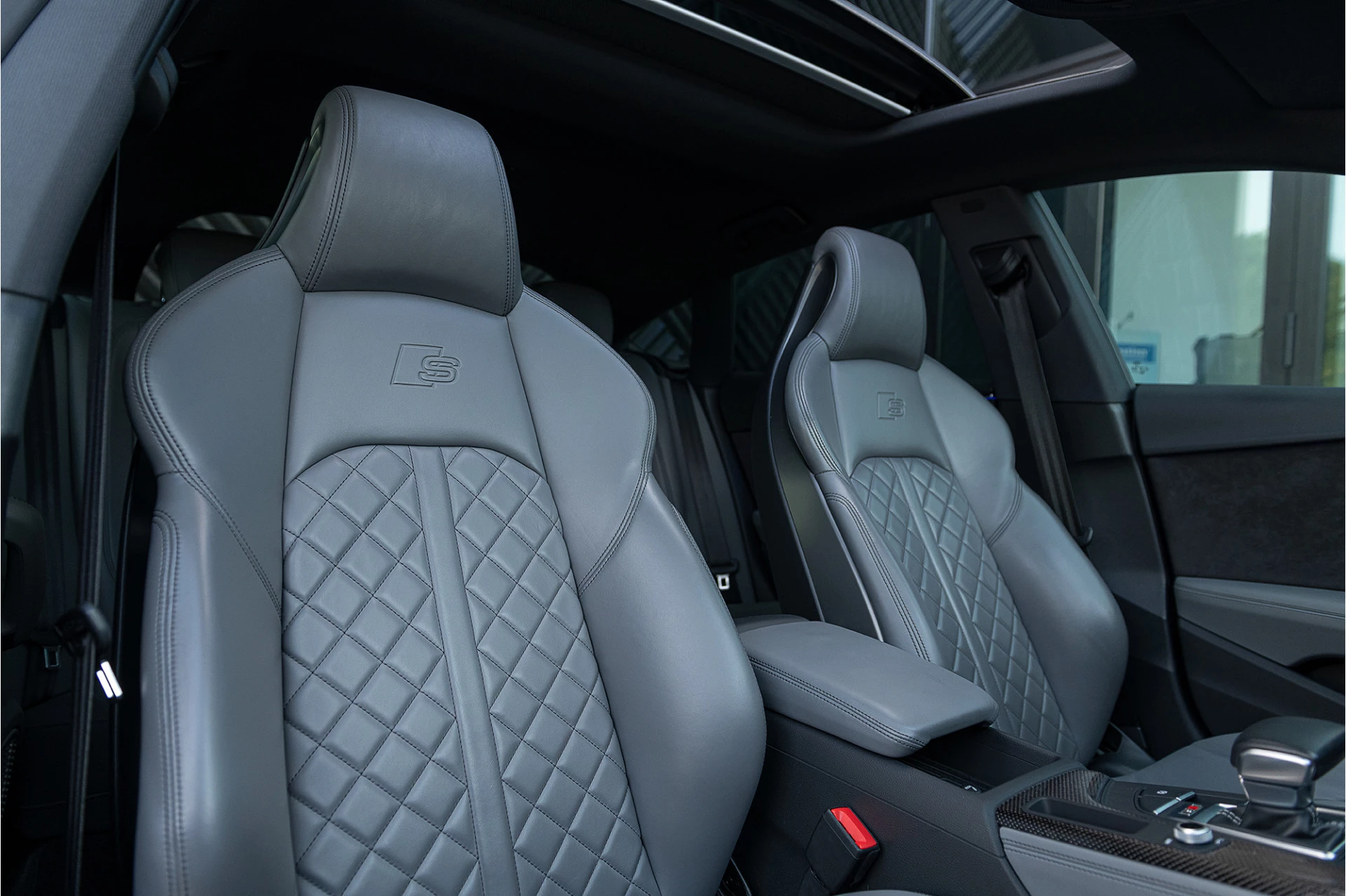 Hoofdafbeelding Audi S5