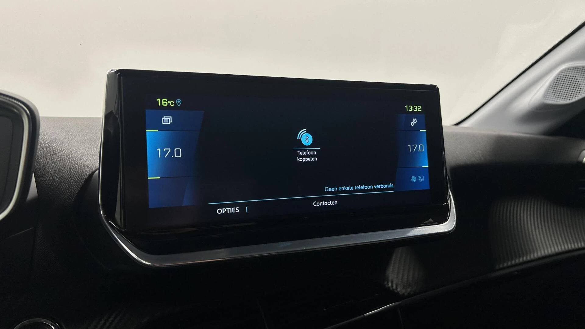 Hoofdafbeelding Peugeot e-208