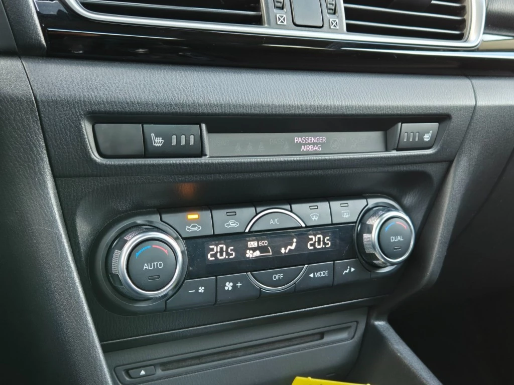 Hoofdafbeelding Mazda 3