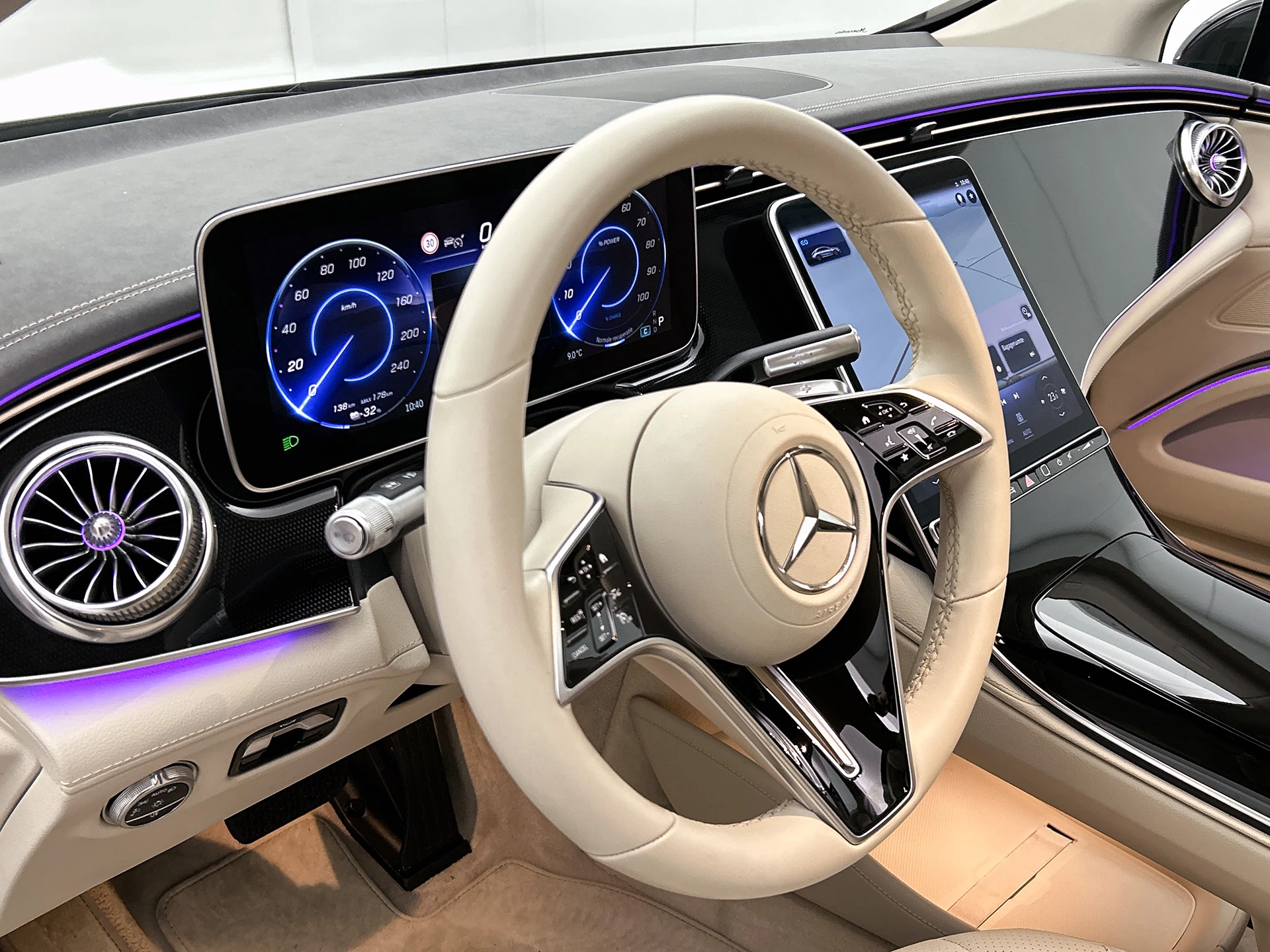 Hoofdafbeelding Mercedes-Benz EQS