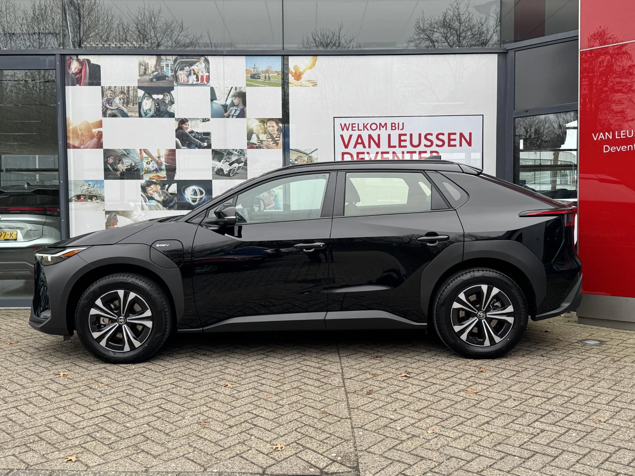 Hoofdafbeelding Toyota bZ4X