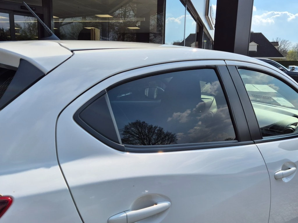 Hoofdafbeelding Mazda 2