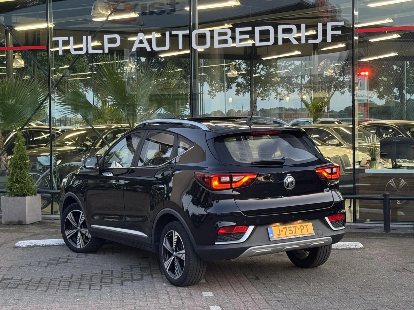 Hoofdafbeelding MG ZS EV