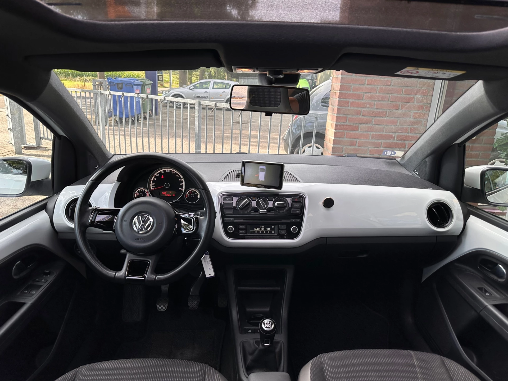 Hoofdafbeelding Volkswagen up!