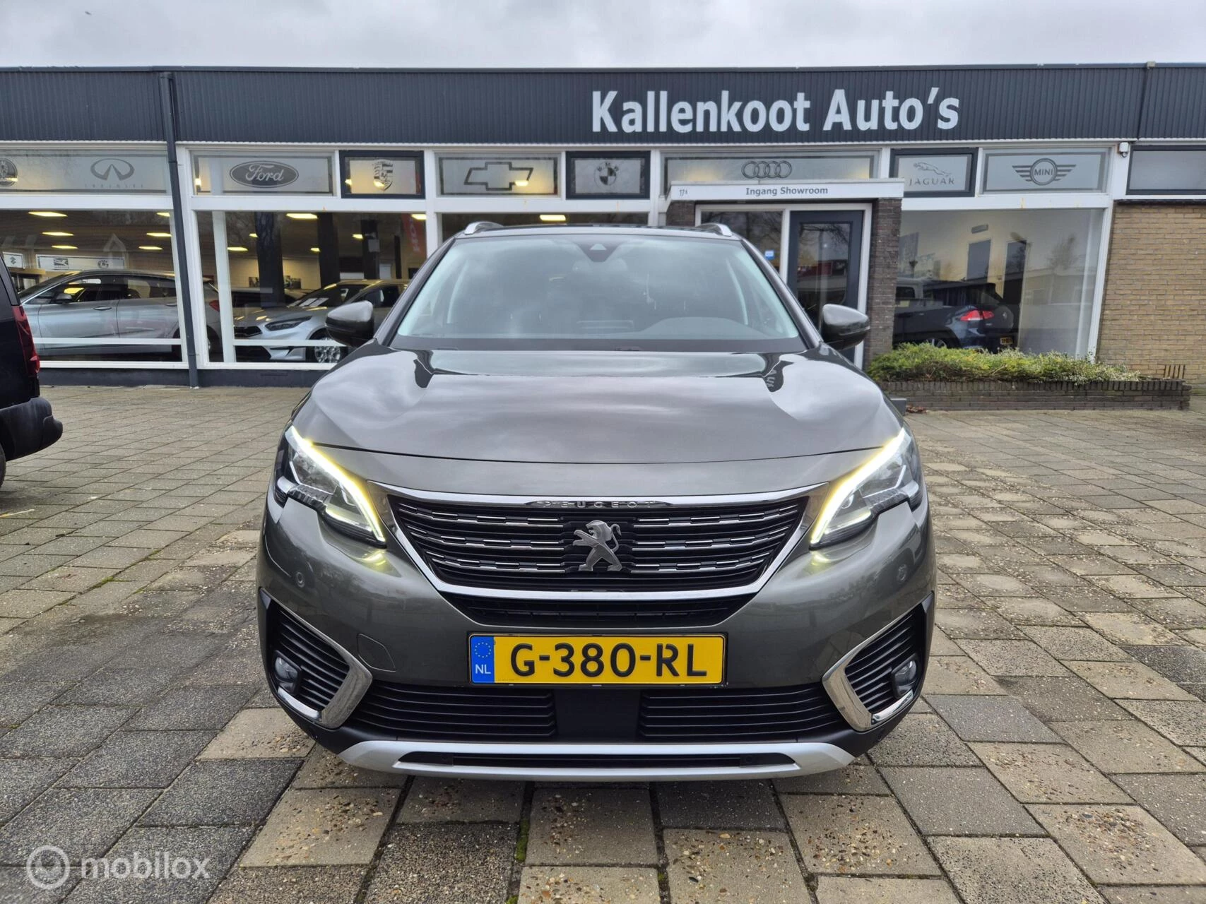 Hoofdafbeelding Peugeot 5008