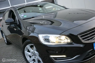 Volvo V60 2.0 T4 190pk Kinetic XENON/NAVIGATIE/TREKHAAK/PDC