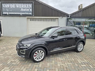 Hoofdafbeelding Volkswagen T-Roc Volkswagen T-Roc 1.5 TSI Sport Clima|Navi|Camera|LED|Virtual|Nap!!