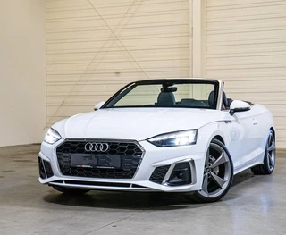 Audi A5 Cabriolet 40 Tfsi S-Tronic (150kW/204pk) ** MATRIX, VIRTUAL, 3-zone AIRCO, 20-inch LMV, MASSAGE ** Vol. AUDI Onderh. - UNFALLFREI ** ** INFORMEER OOK NAAR ONZE AANTREKKELIJKE FINANCIAL-LEASE TARIEVEN **