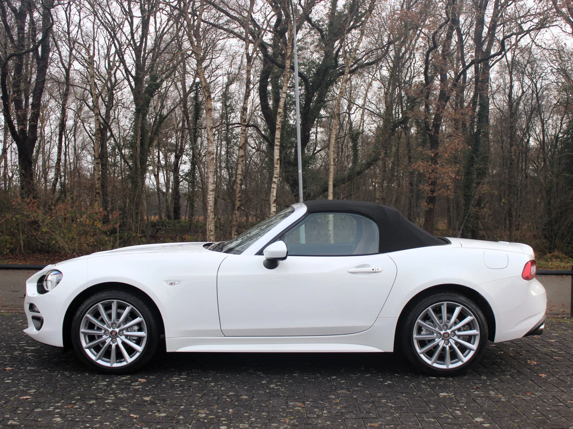 Hoofdafbeelding Fiat 124 Spider