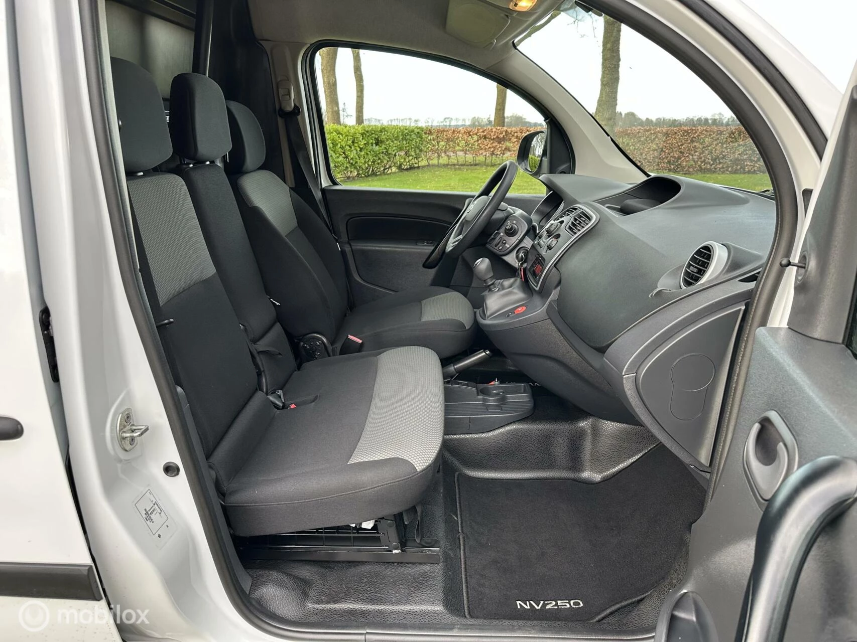 Hoofdafbeelding Nissan NV250