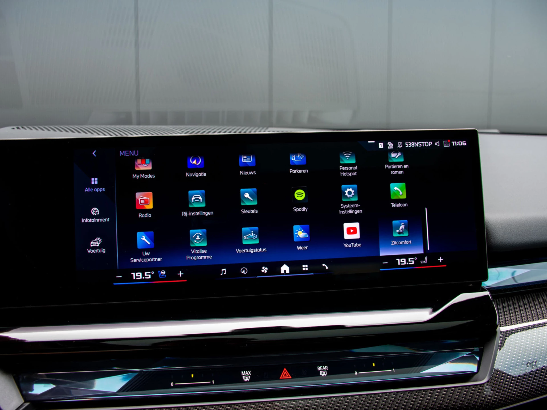 Hoofdafbeelding BMW i5