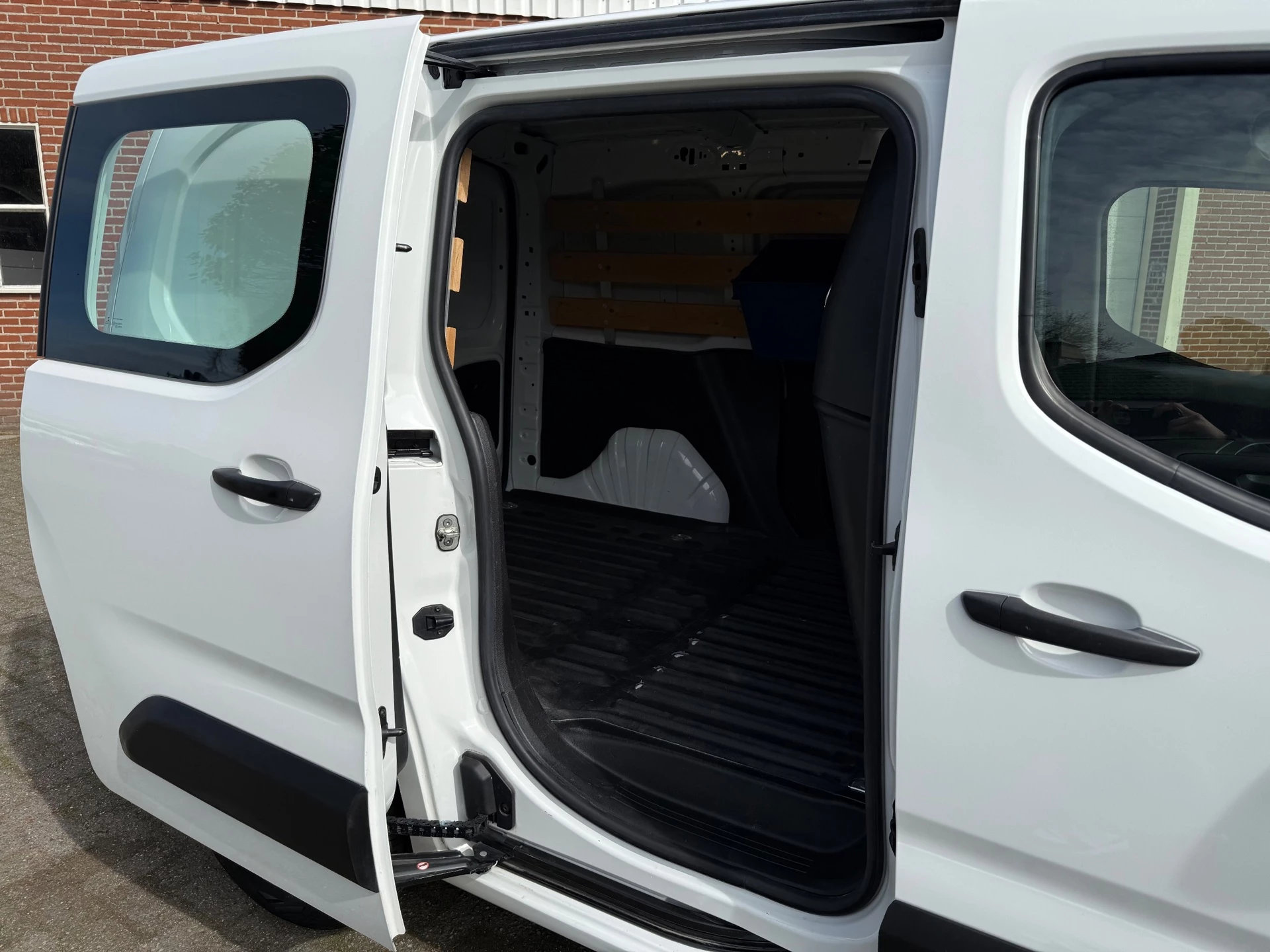 Hoofdafbeelding Peugeot Partner