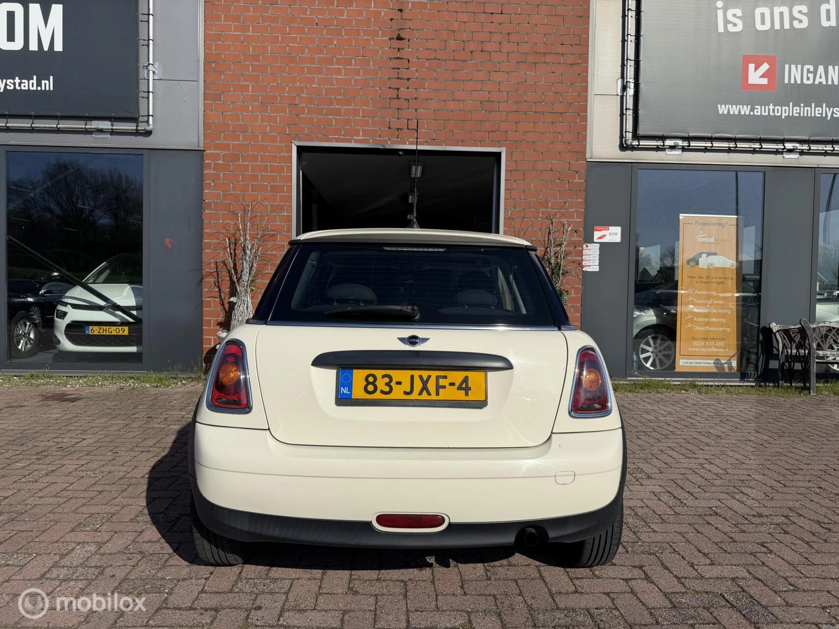 Hoofdafbeelding MINI One
