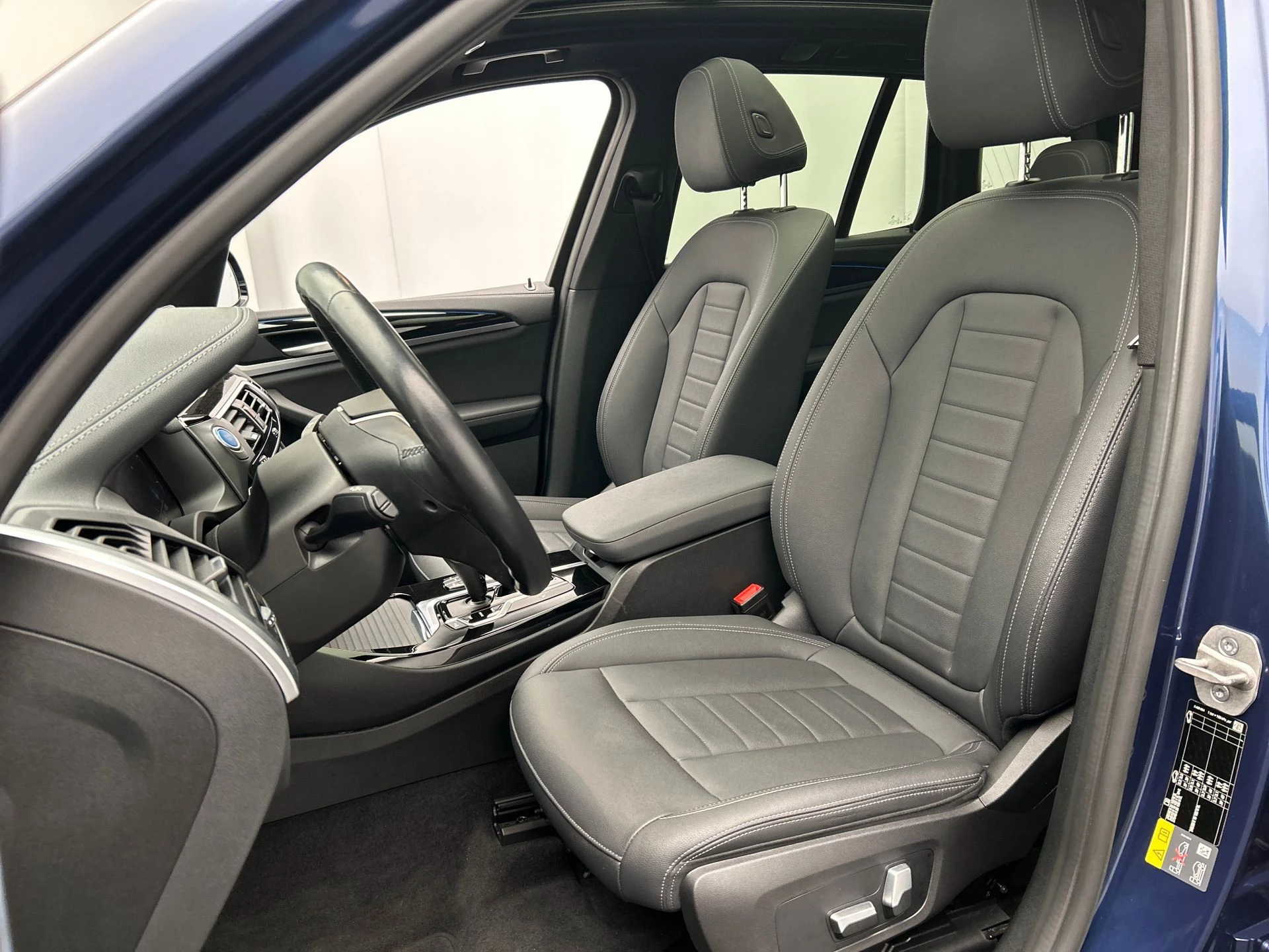 Hoofdafbeelding BMW iX3