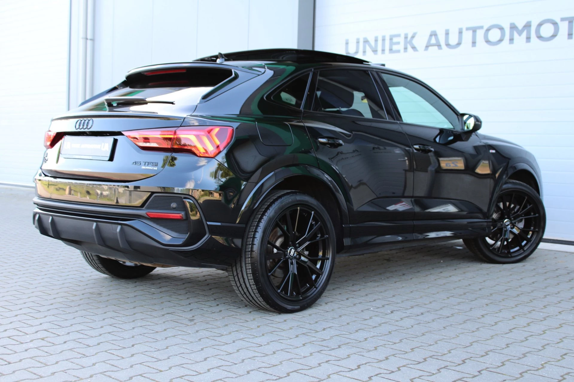 Hoofdafbeelding Audi Q3