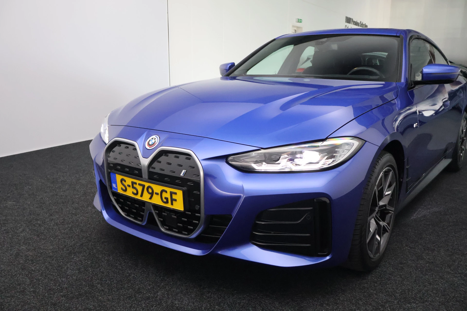 Hoofdafbeelding BMW i4