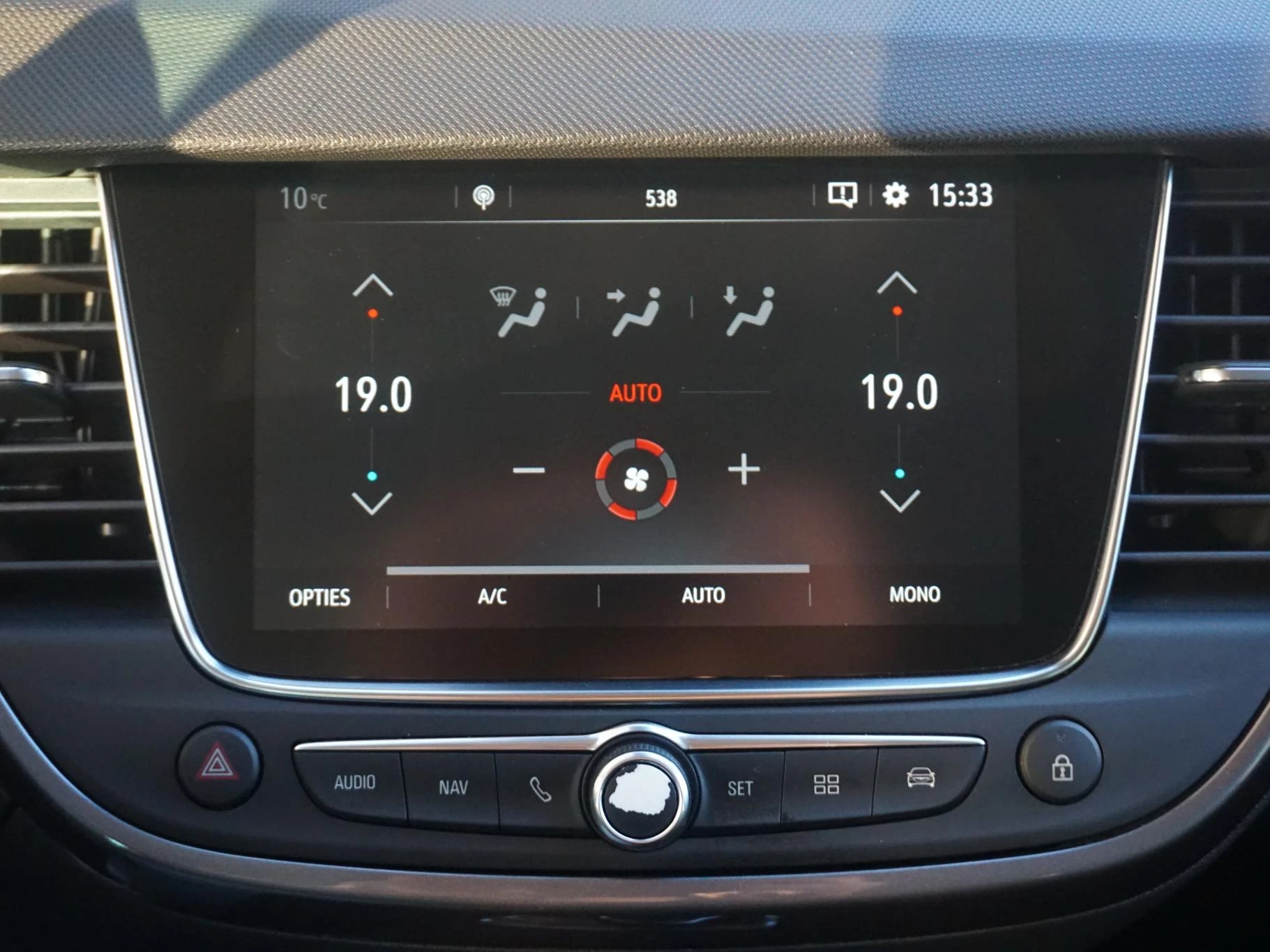 Hoofdafbeelding Opel Crossland X