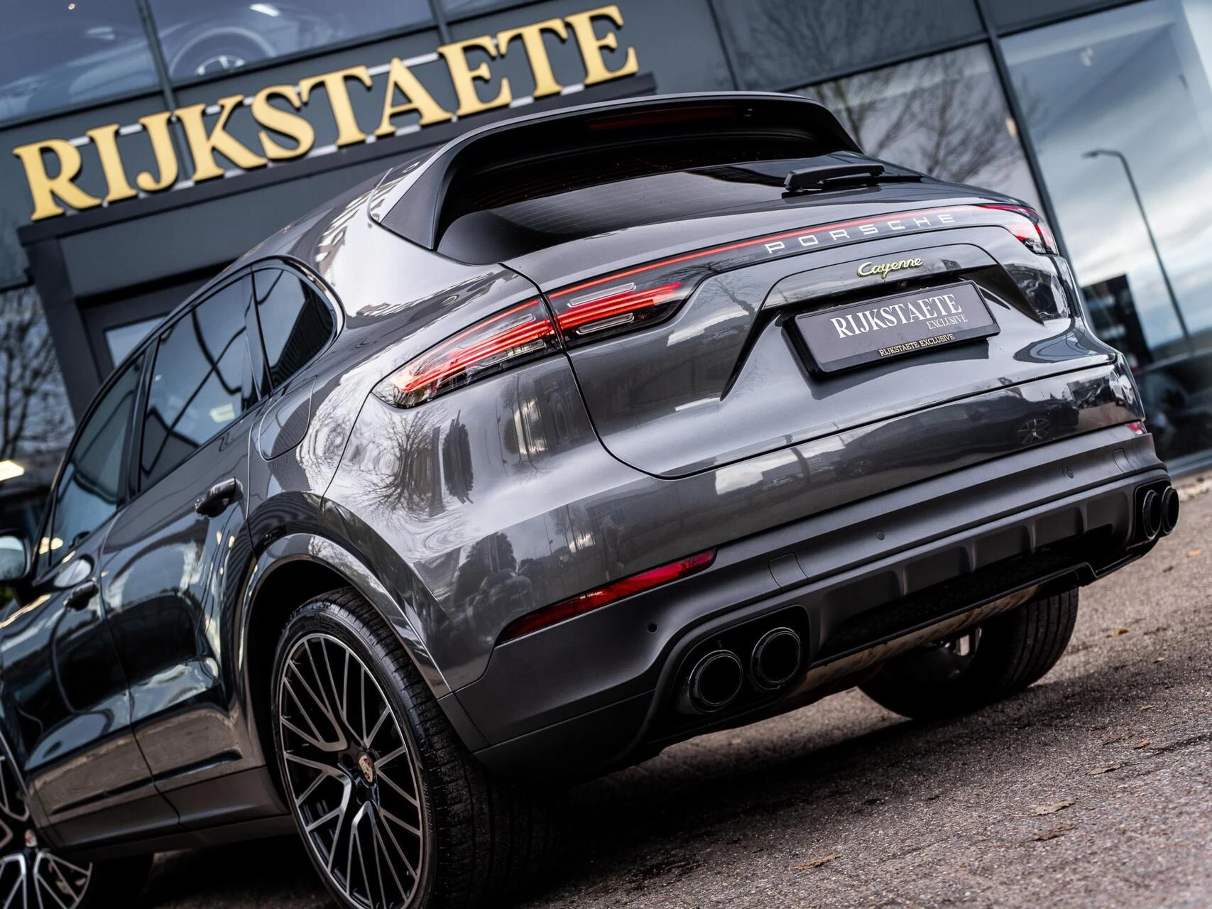 Hoofdafbeelding Porsche Cayenne