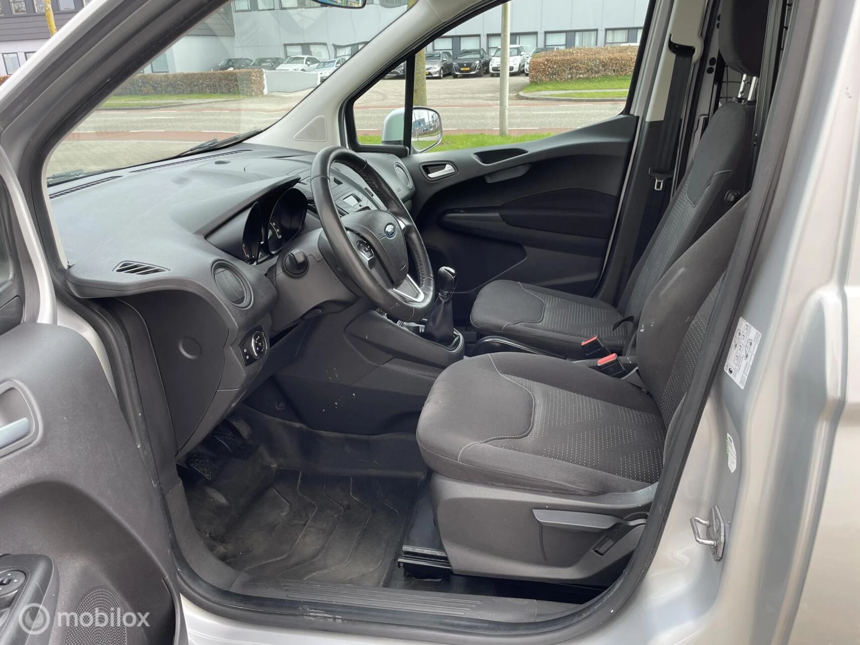 Hoofdafbeelding Ford Transit Courier