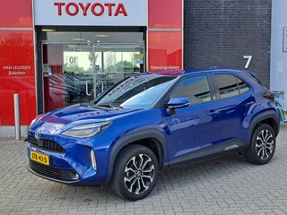 Toyota Yaris Cross 1.5 Hybrid Dynamic STUUR- EN STOELVERWARMING DRAADLOOS TELEFOONLADER ADAPTIVE CRUISE