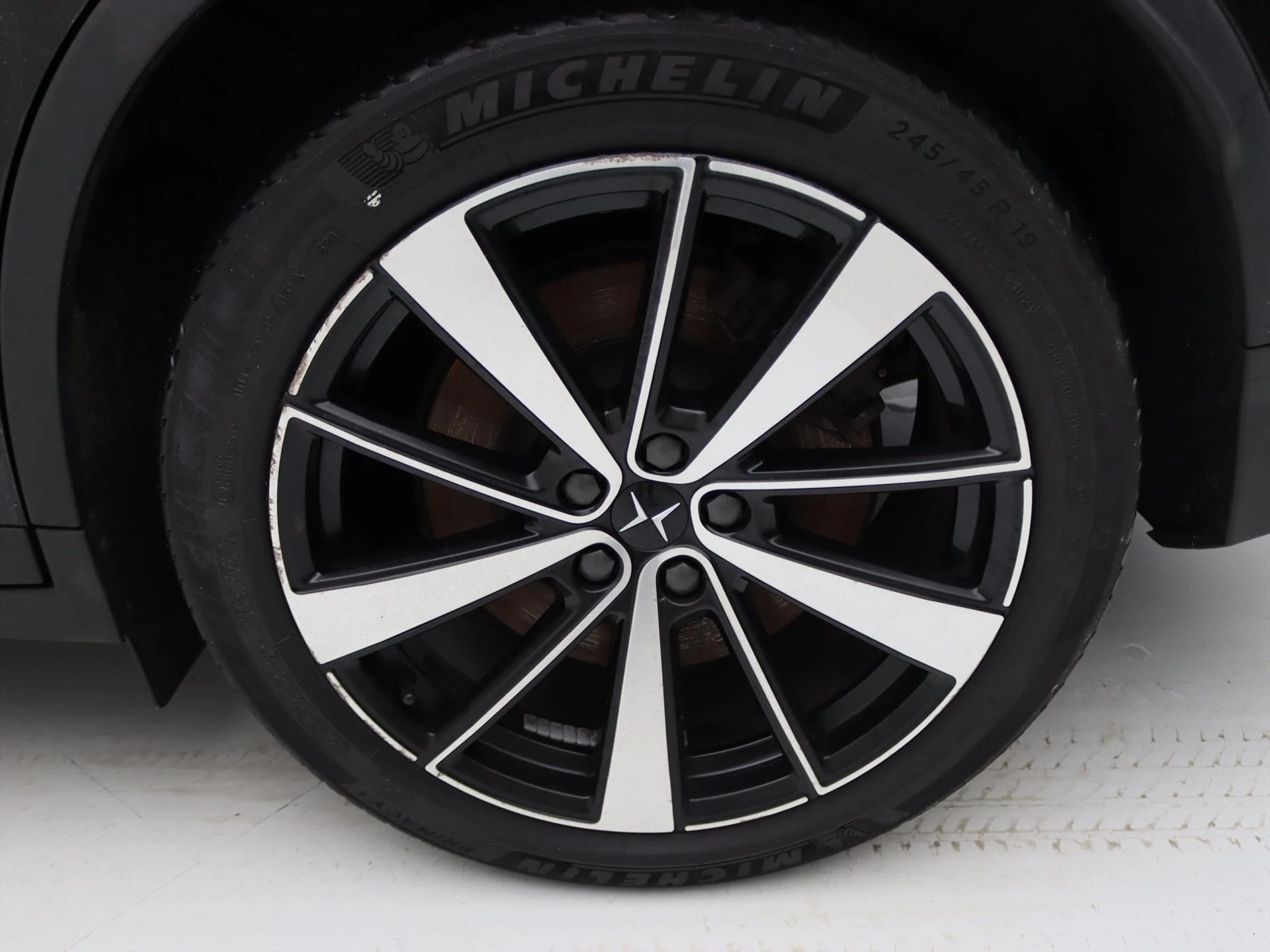 Hoofdafbeelding Polestar 2