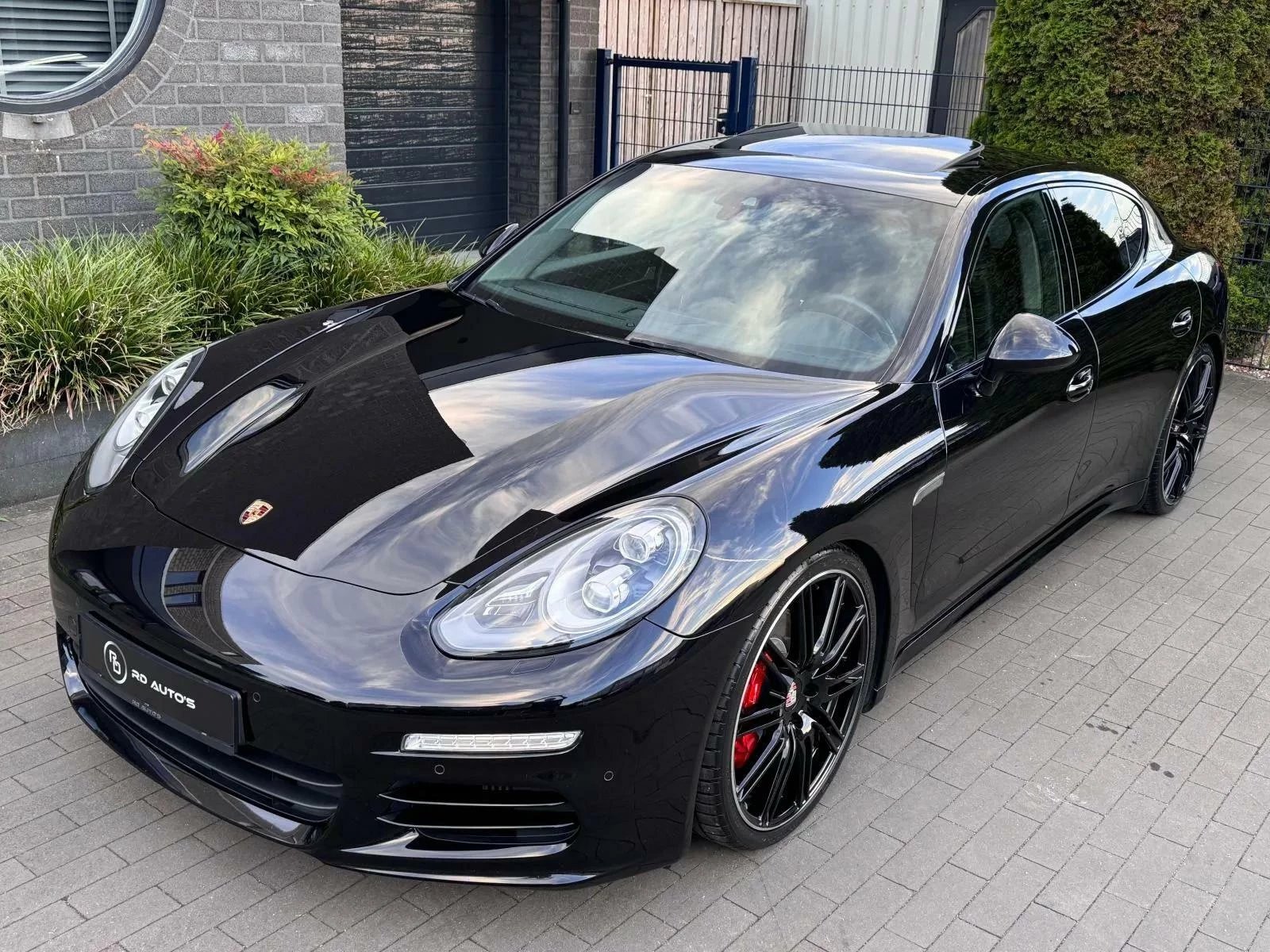 Hoofdafbeelding Porsche Panamera