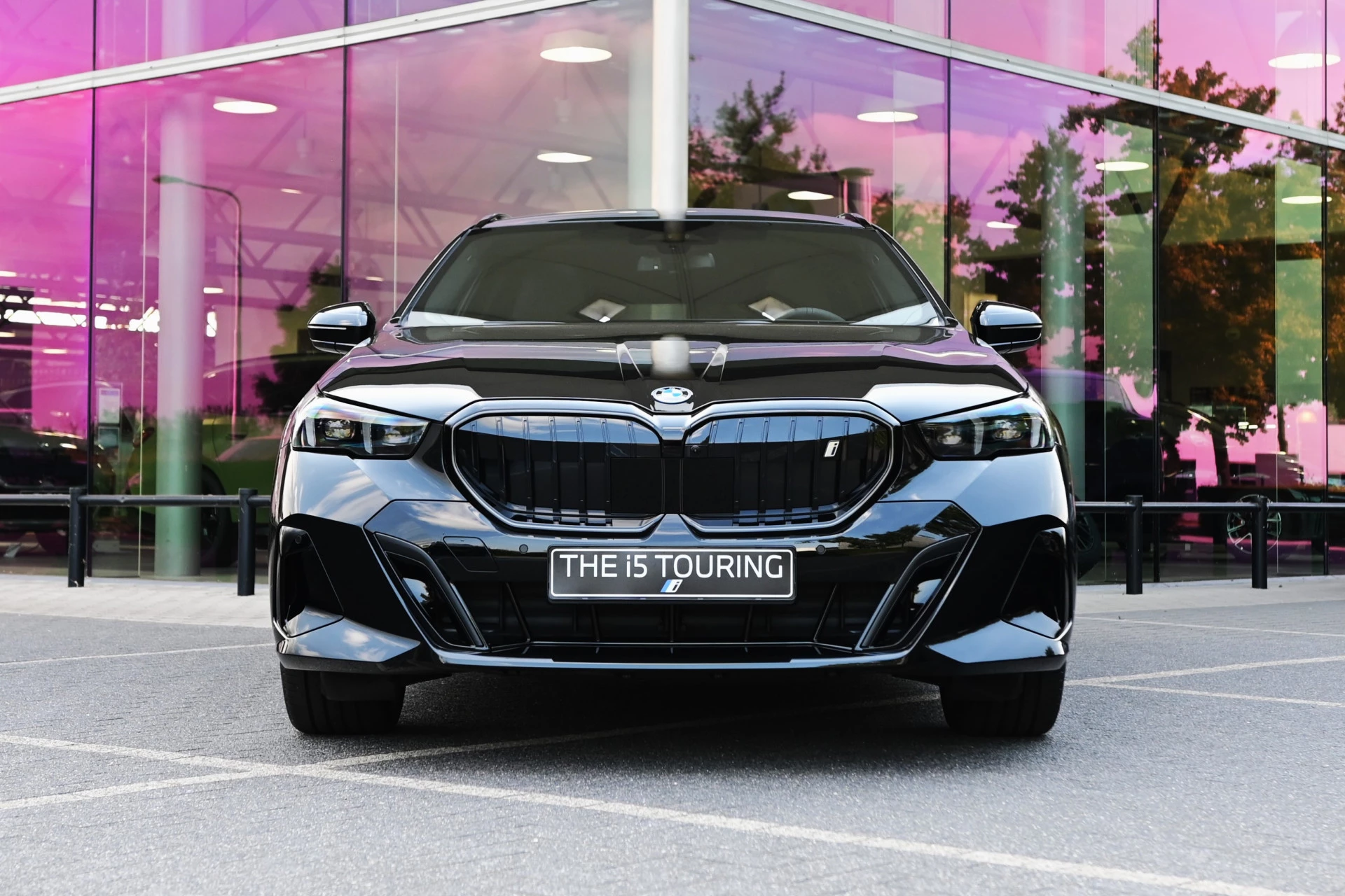 Hoofdafbeelding BMW i5