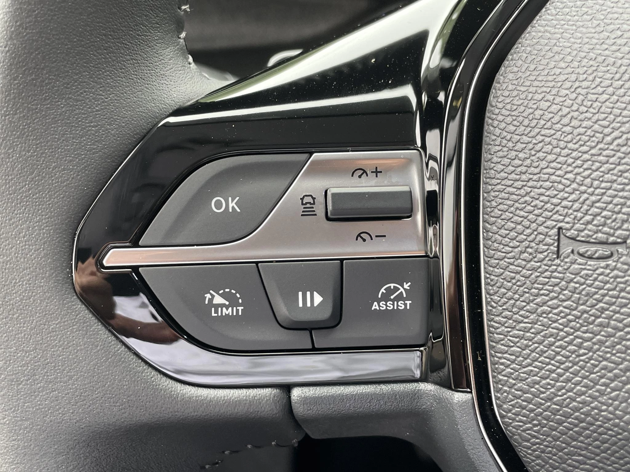 Hoofdafbeelding Peugeot 408