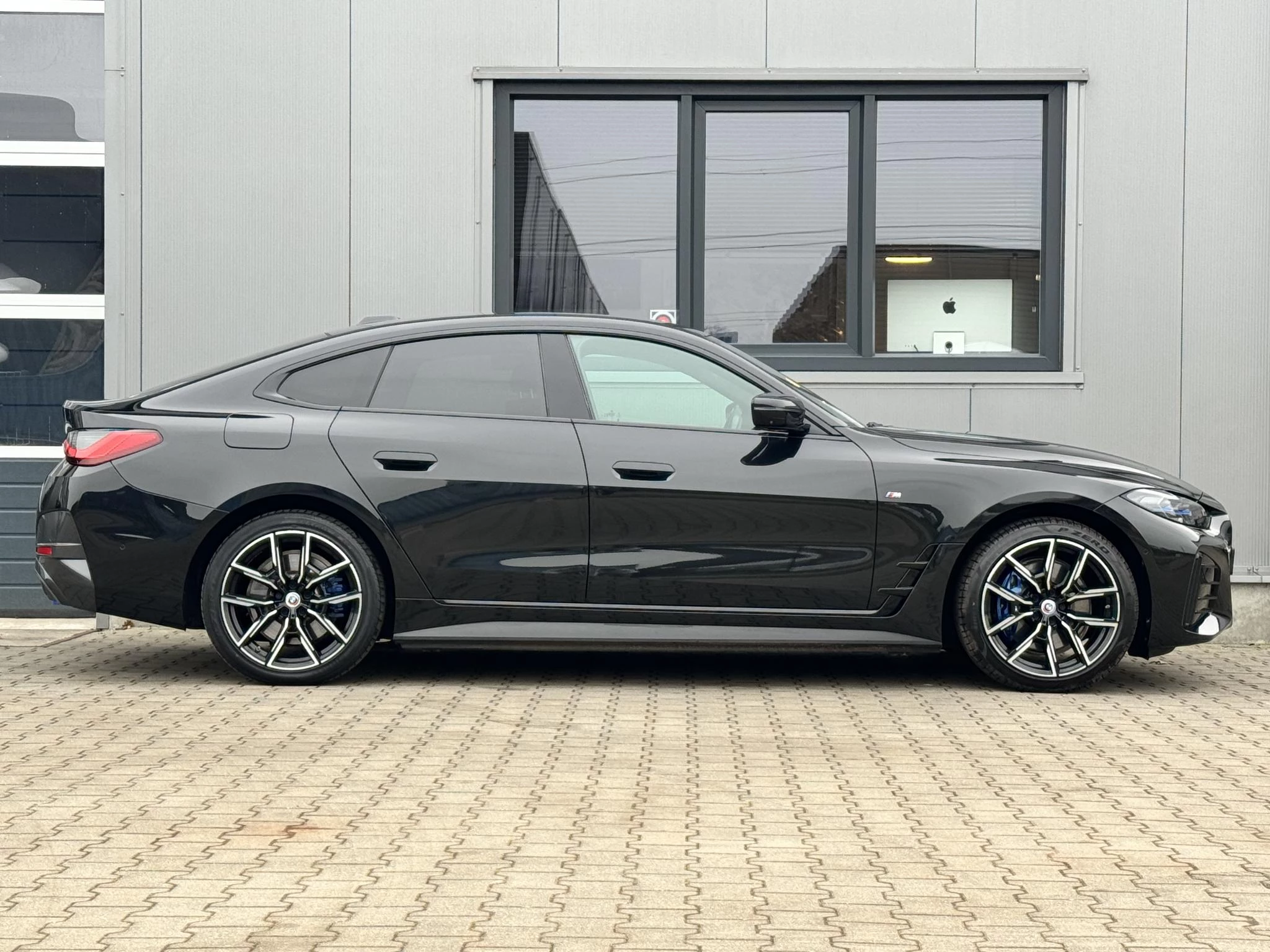 Hoofdafbeelding BMW i4