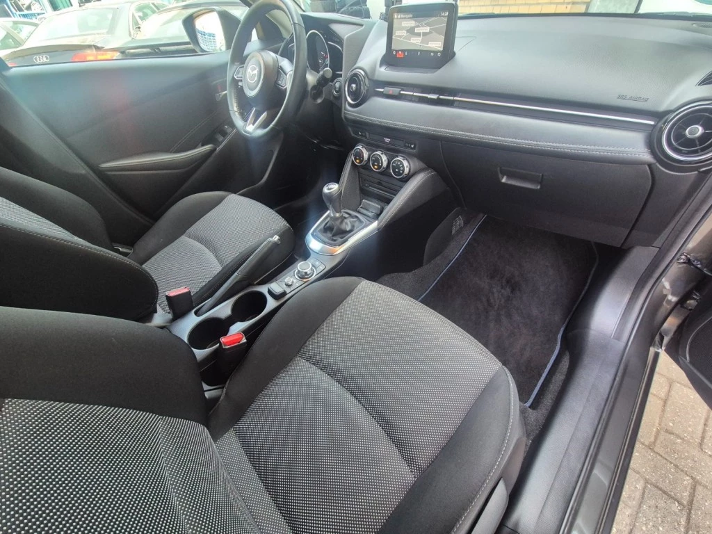 Hoofdafbeelding Mazda 2