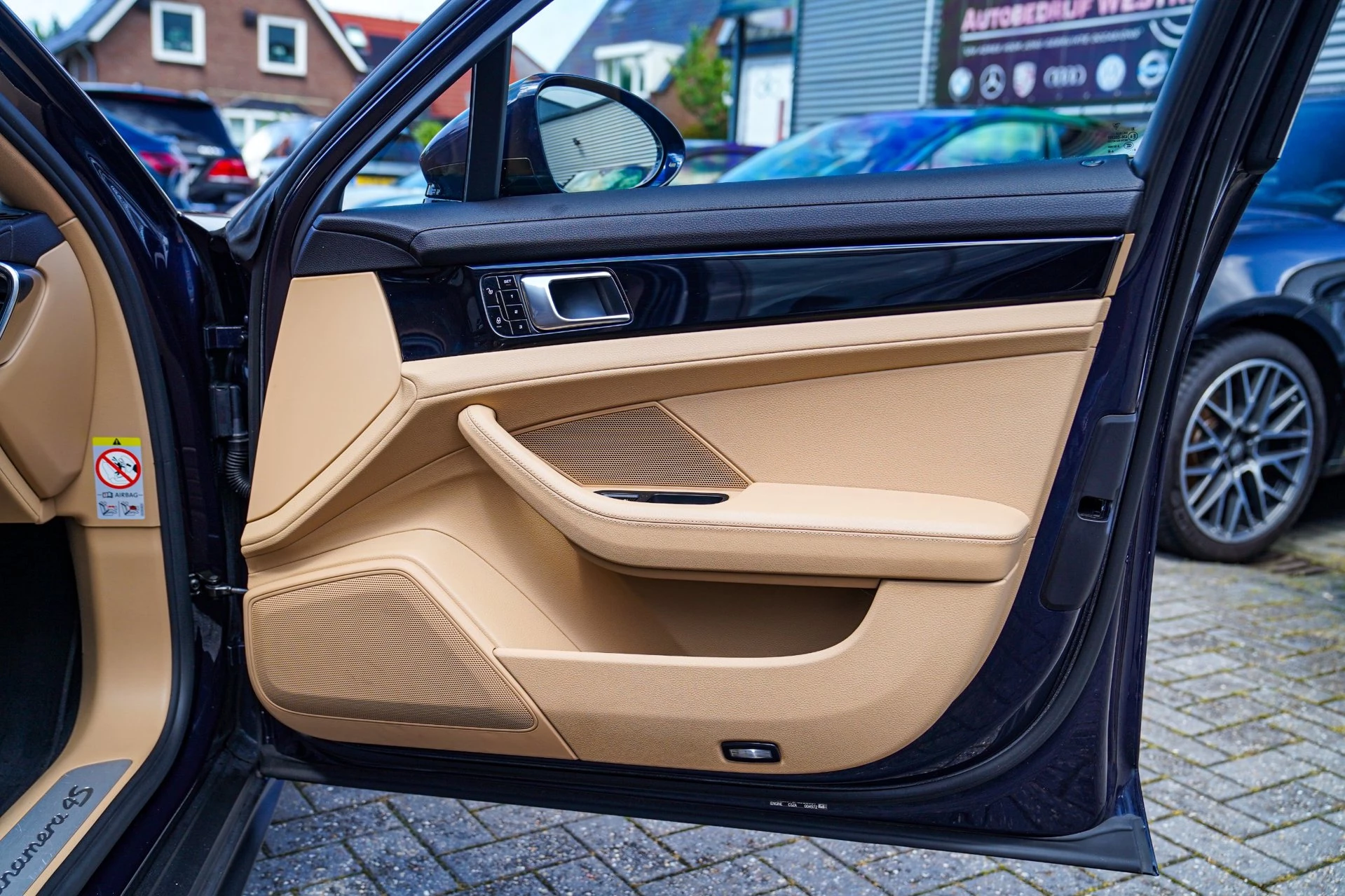 Hoofdafbeelding Porsche Panamera