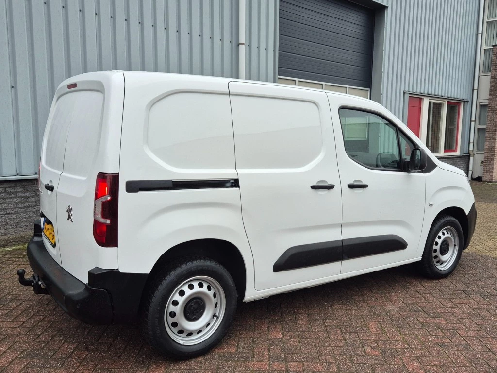 Hoofdafbeelding Peugeot Partner