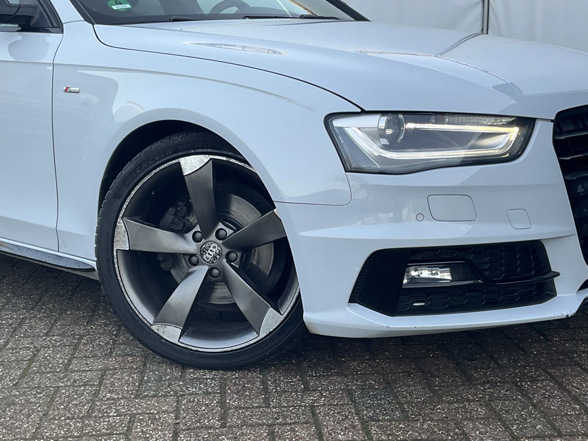 Hoofdafbeelding Audi A4