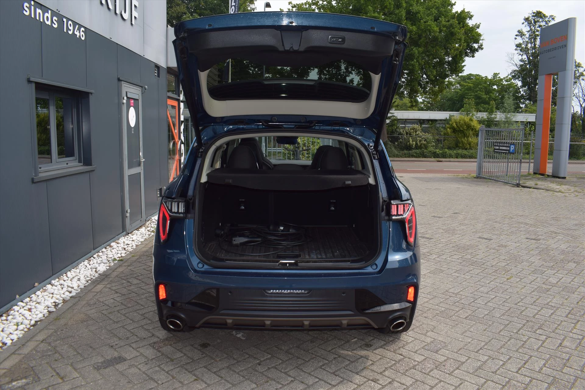 Hoofdafbeelding Lynk & Co 01