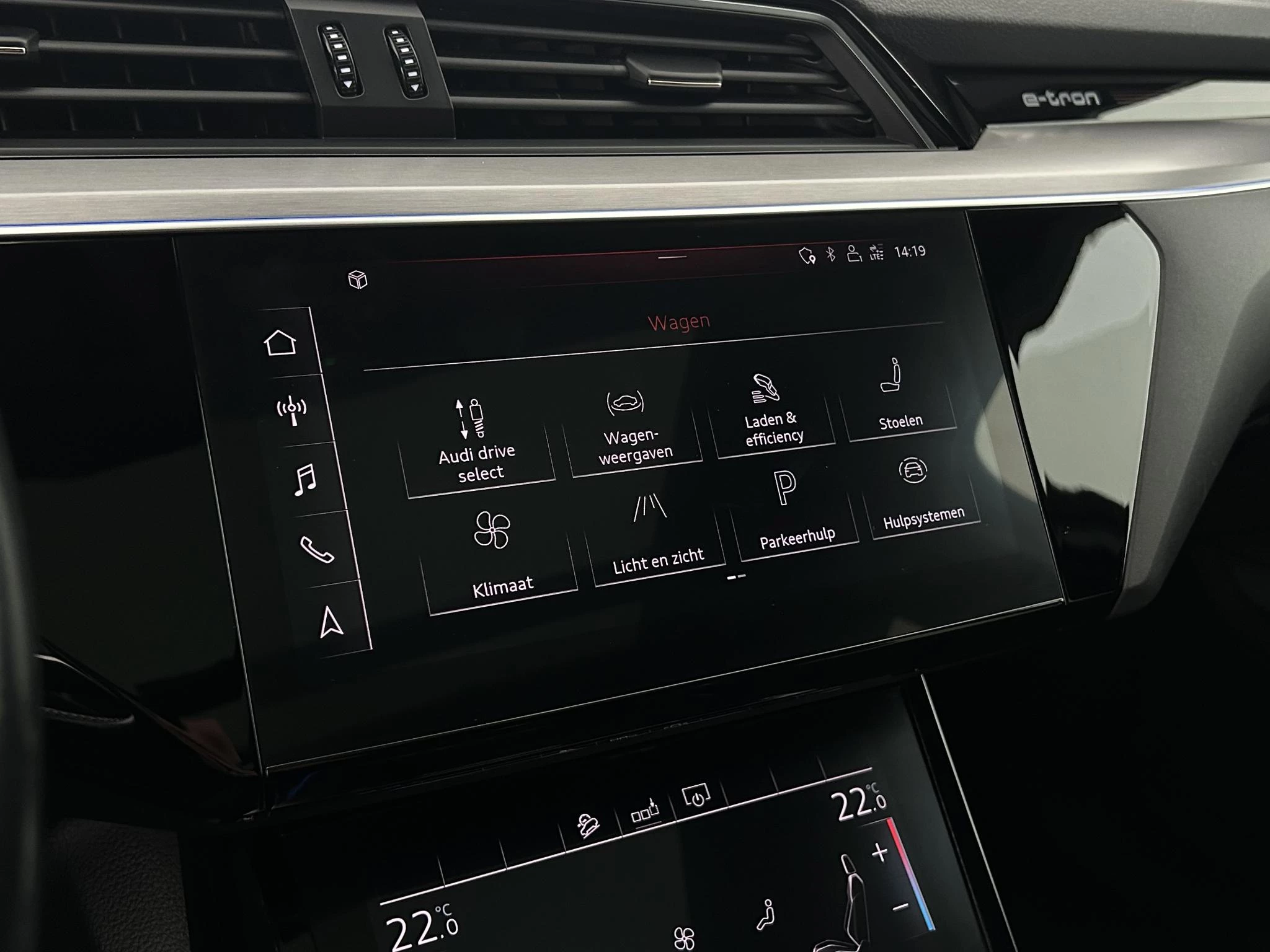 Hoofdafbeelding Audi e-tron