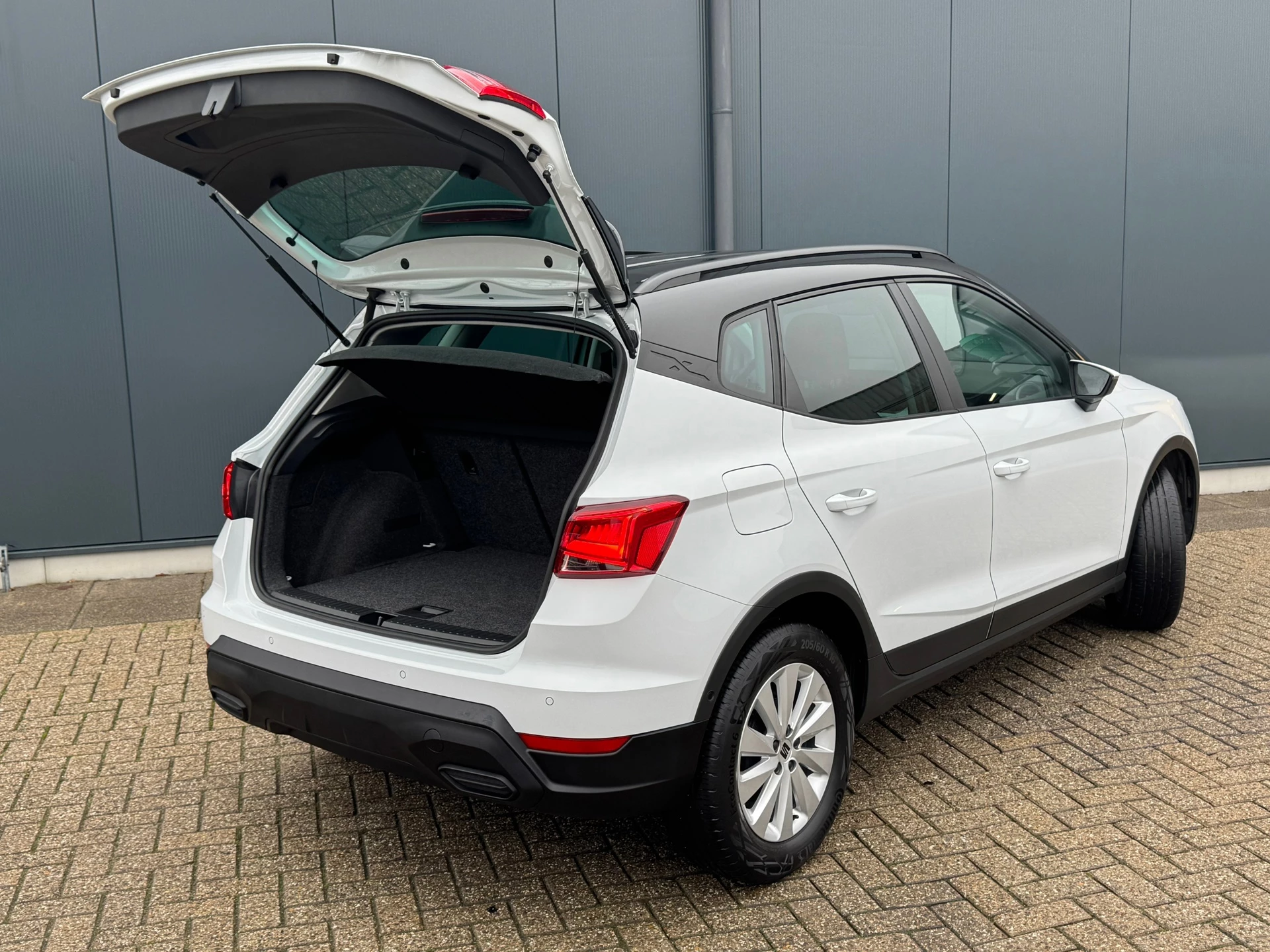 Hoofdafbeelding SEAT Arona